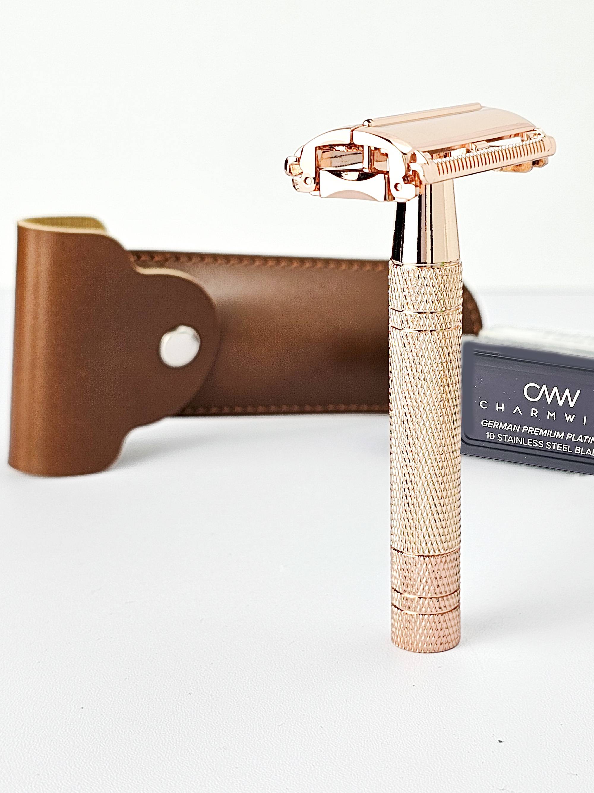 Charmwise Traditional Twist to Open (TTO) Butterfly Safety Razor